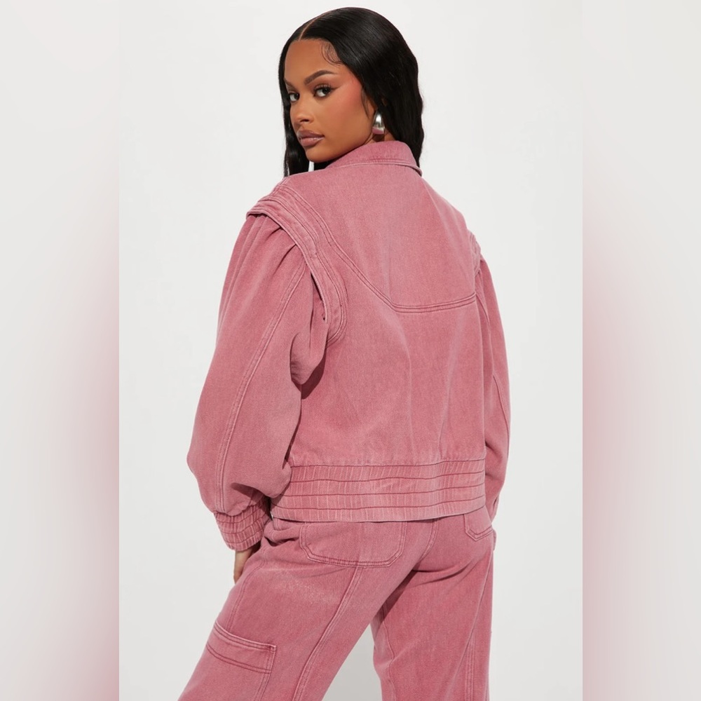 Women’s light pink washed denim jacket